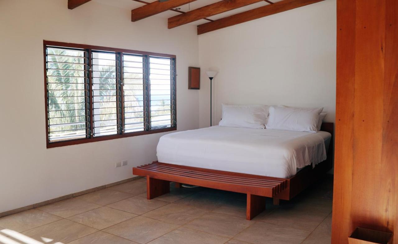 Salvatierra Beachfront Hotel Puerto Coyote 외부 사진